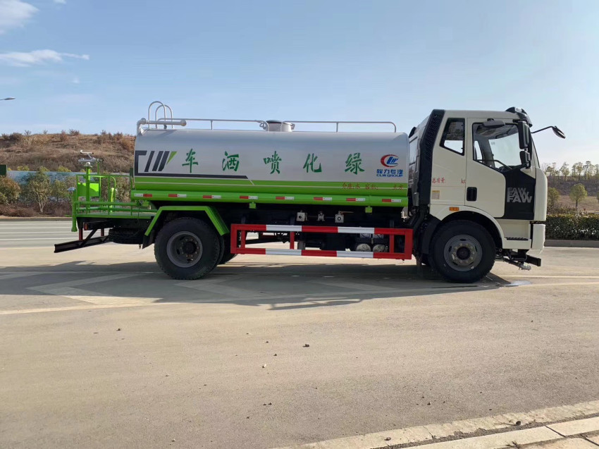 解放灑水車(chē) 解放灑水車(chē)